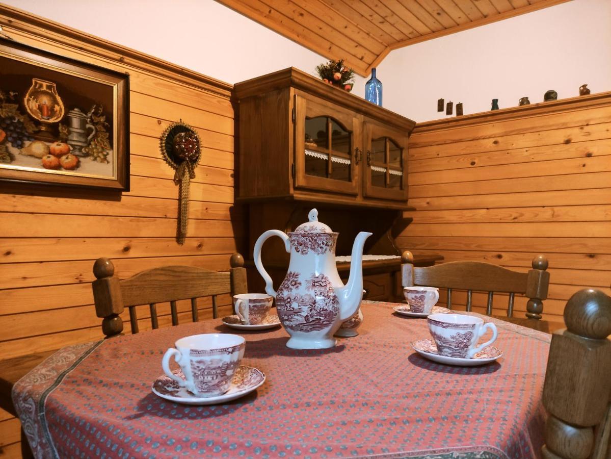 Alp House 호텔 보힌스카 벨라 외부 사진